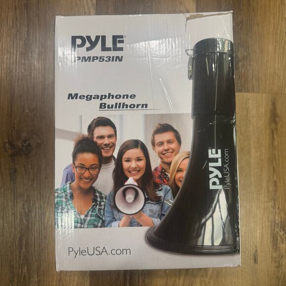 PYLE-PRO PMP53IN Megaphone Speaker PA Bullhorn in Black - Picture 1 of 3